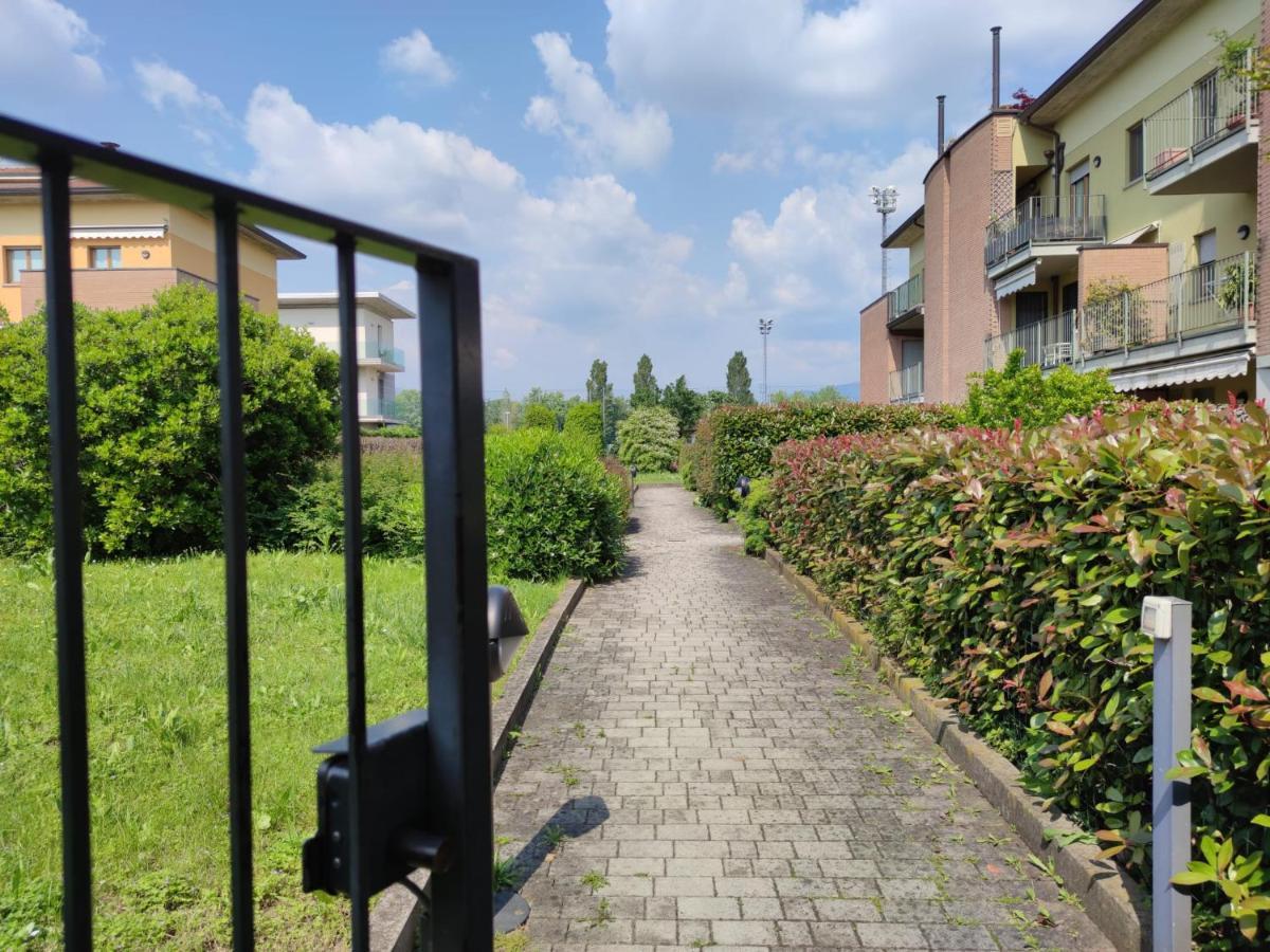 Appartamento Magnolia - Immobili E Soluzioni Rent Bergamo Eksteriør billede
